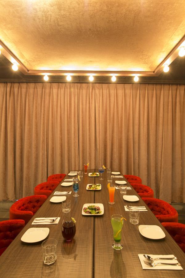 The Slate Hotel チェンナイ エクステリア 写真